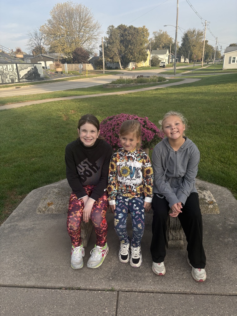 Red Ribbon Week Walk around the Park
