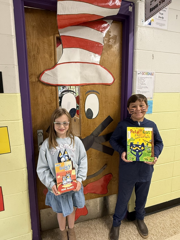 Mrs. Gandy’s 2nd graders enjoyed a special visit from Community Helper Mrs. Kaitlyn! She read a book with the class and led them in a fun directed drawing activity.