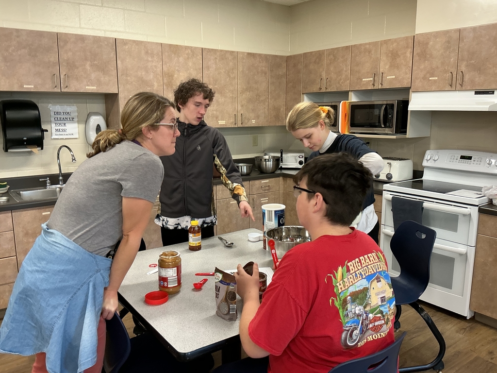 Making overnight oats.