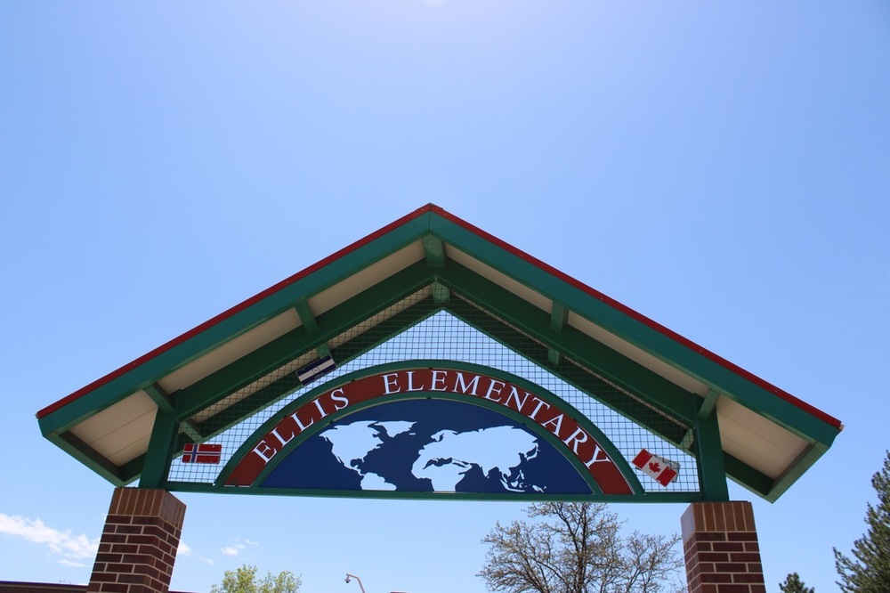 Ellis Elementary gate