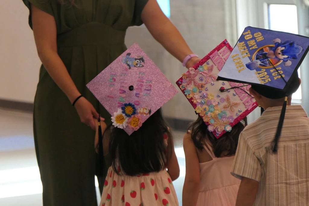 graduation caps that are decorated