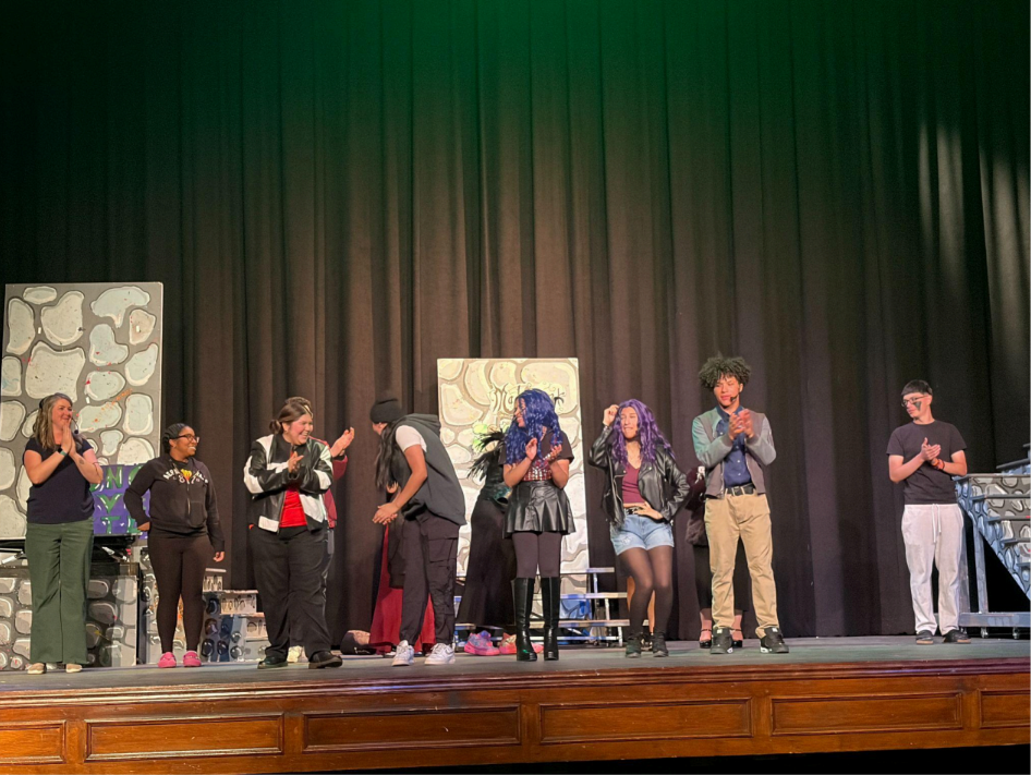 Descendants in Concert 