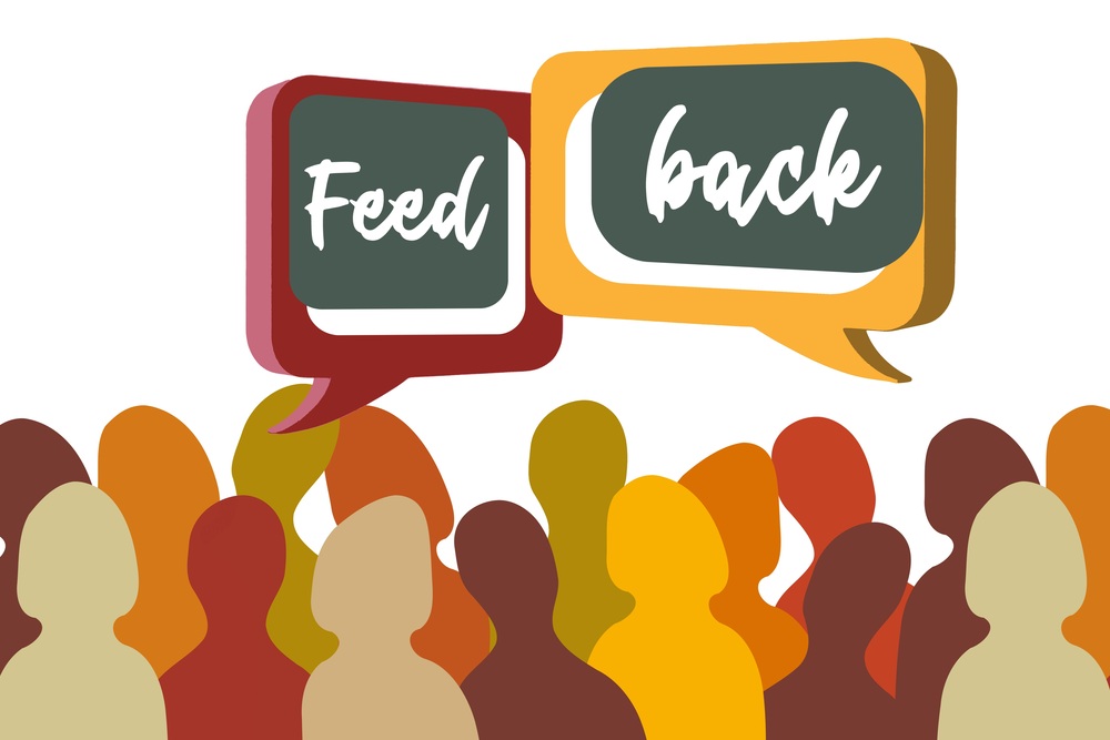 feedback with speech bubbles above