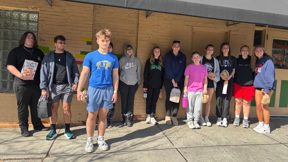 Seniors help out local organizations for Senior Community Service Day