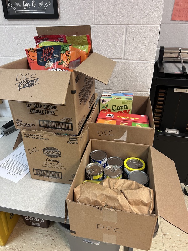 Wildcat Summer Stock Up at the food pantry.
