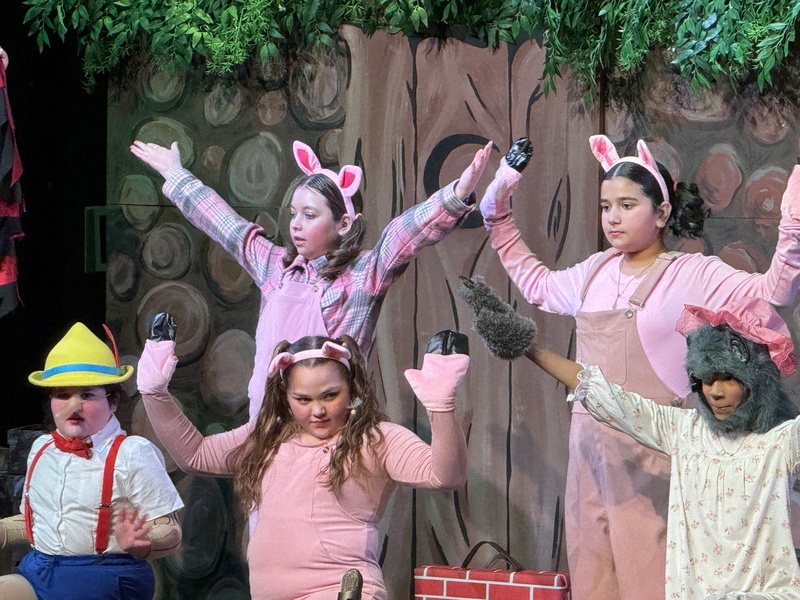 Students perform Shrek Kids