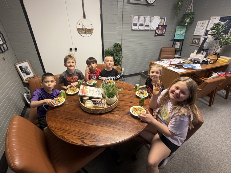 k-2 popcorn with principal