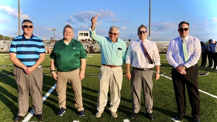 Rob Chase, Supt. Uselton, Dr. Davis and DCS school board members