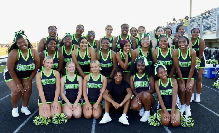 LC cheer squad i