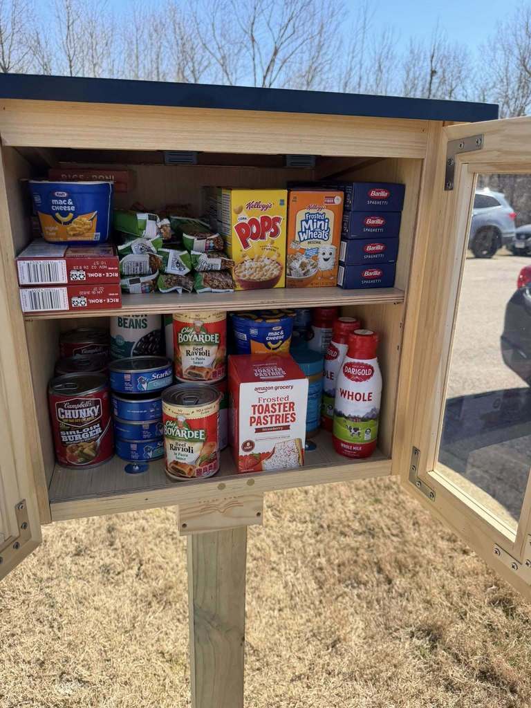 Picture of the Overpark food pantry