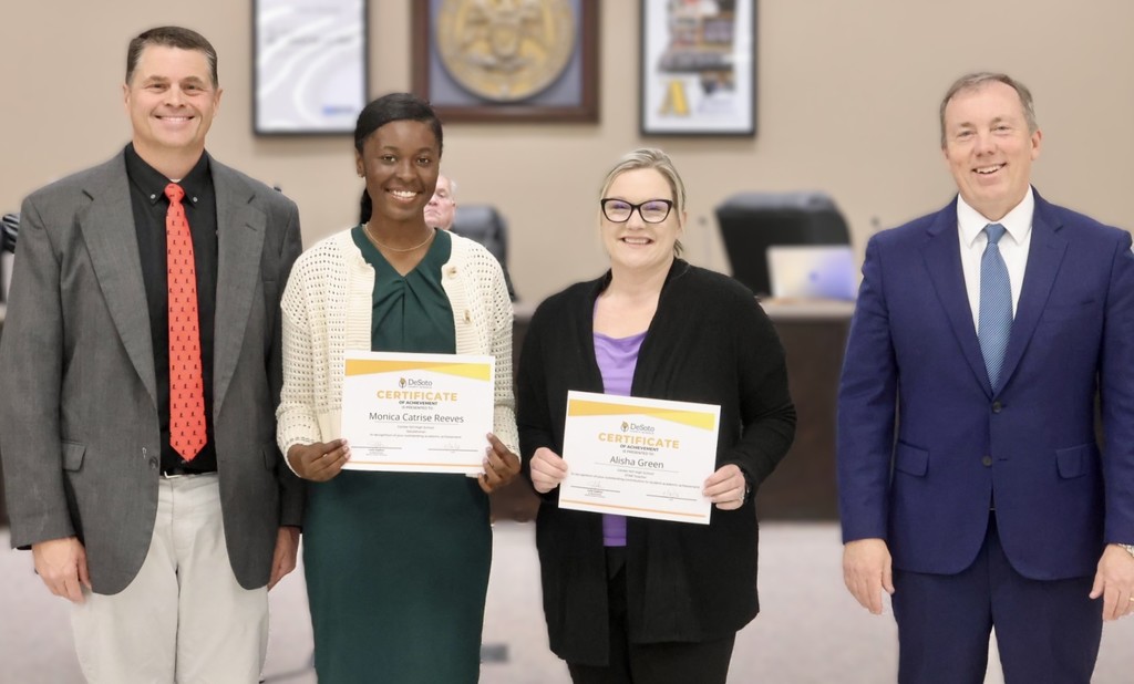 Supt. Cory Uselton and the School Board recognized Valedictorians, Salutatorians, STAR Students, and STAR Teachers fromCenter Hill High School.  Valedictorian & STAR Student - Kalah Hope Figueroa-Kelley Salutatorian - Monica Catrise Reeves STAR Teacher - Alisha Green  