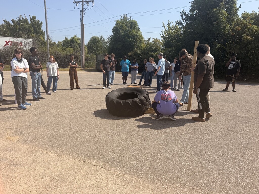 fire science students watching and practicing extricating