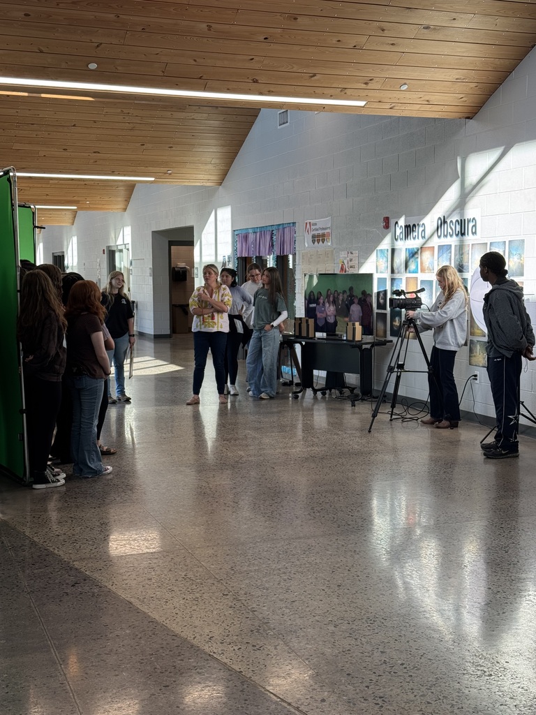 HMS students tour CTC West