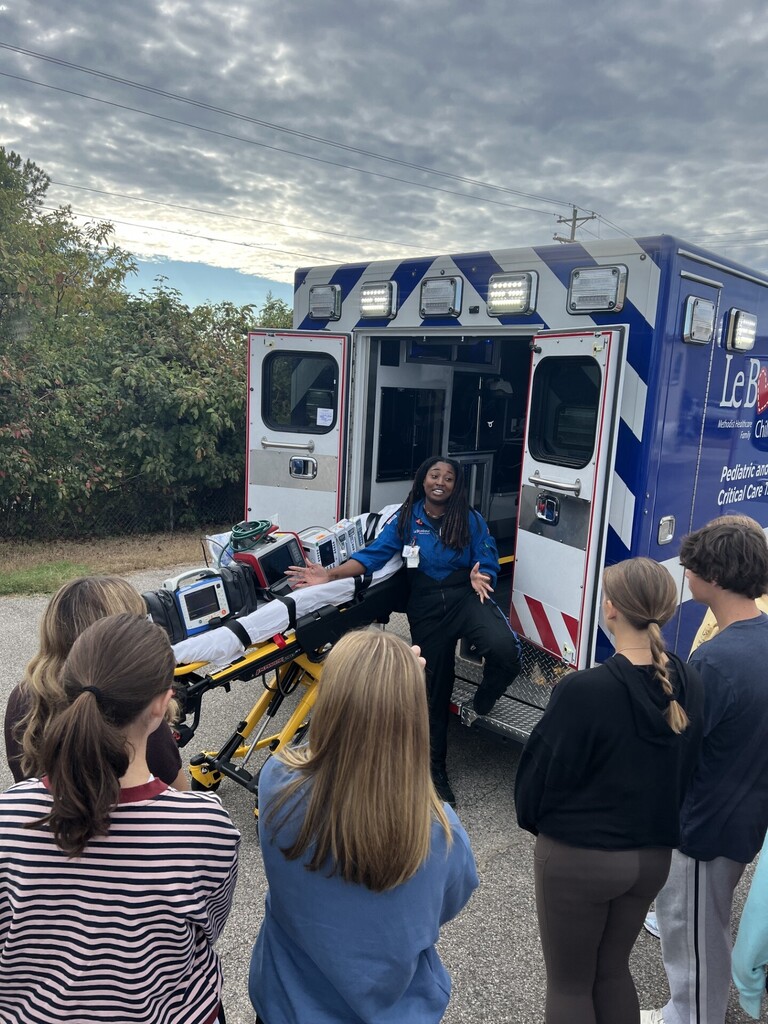 ambulance equipment picture
