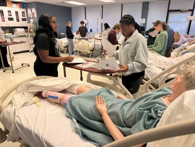 students in the lab