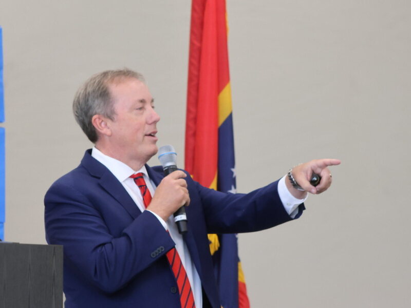 Mr Uselton speaks at a luncheon