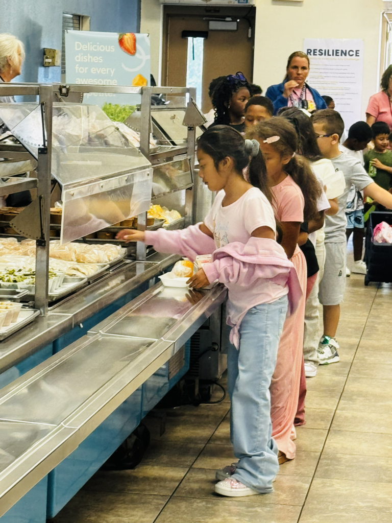 kids in line getting lunch