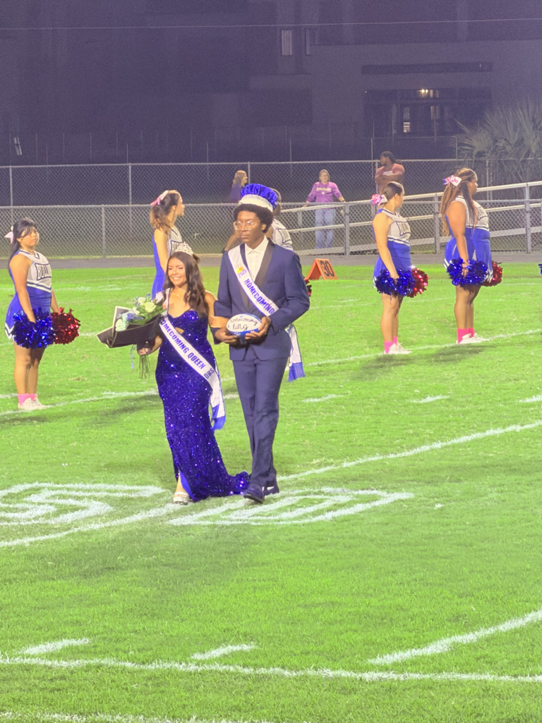 2025 DHS Homecoming King and Queen
