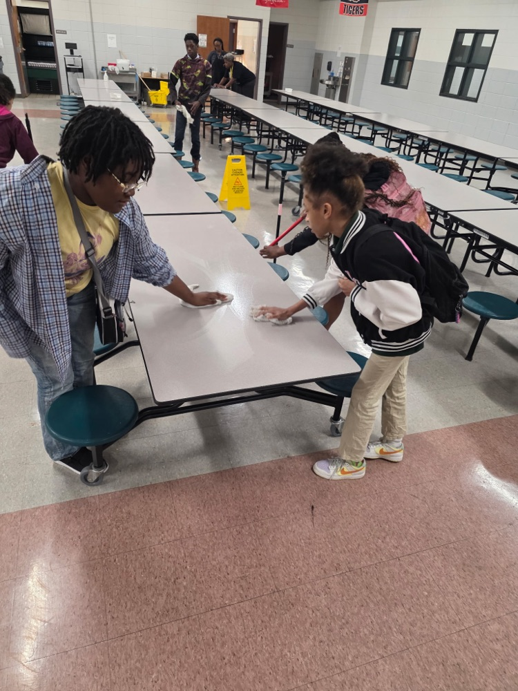 cafeteria cleanup