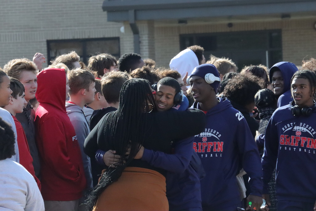 NDHS Football Sendoff