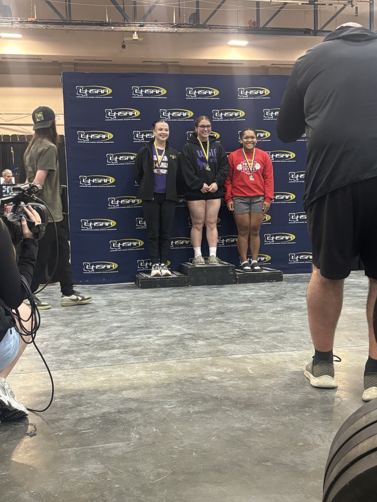 NDHS Girls Powerlifting