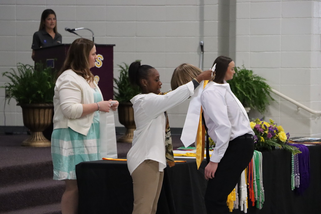LHS grads