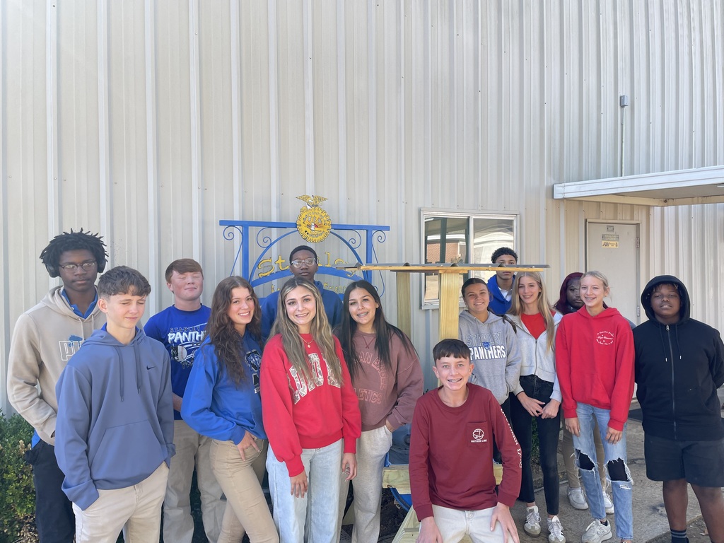 Stanley High school FFA students.