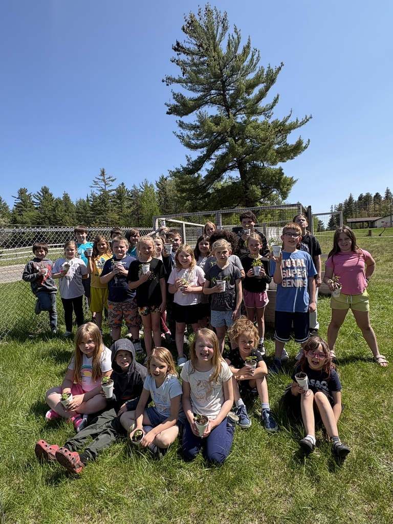 Drummond Island Elementary students.