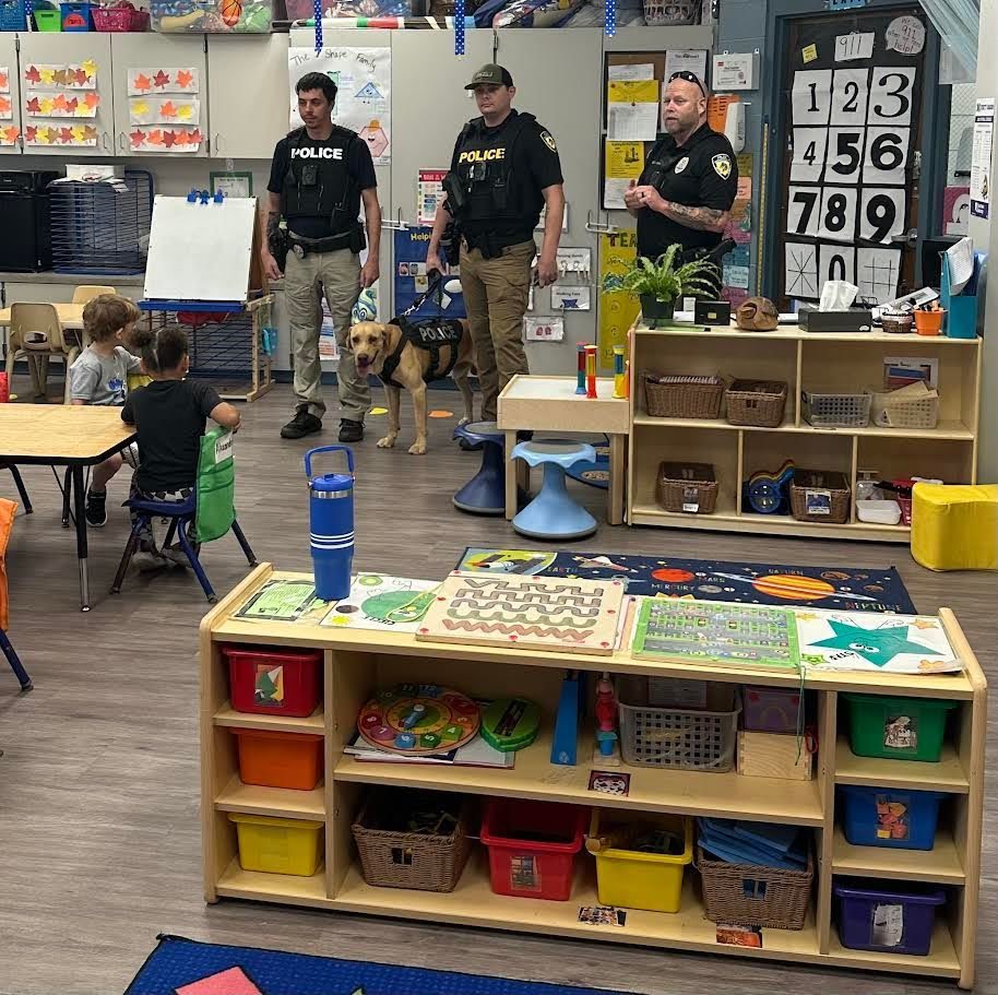 DeWitt Police officers visit DES Preschool