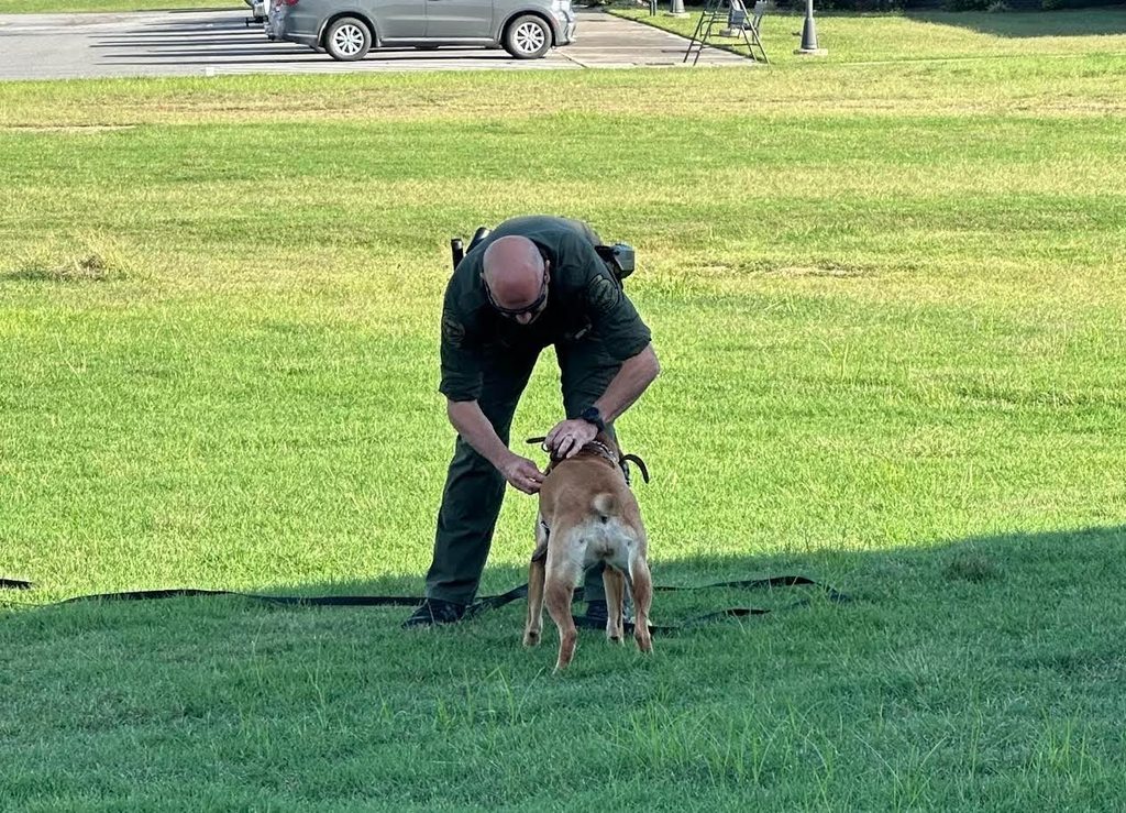 AGFC  Game Wardens & Dog