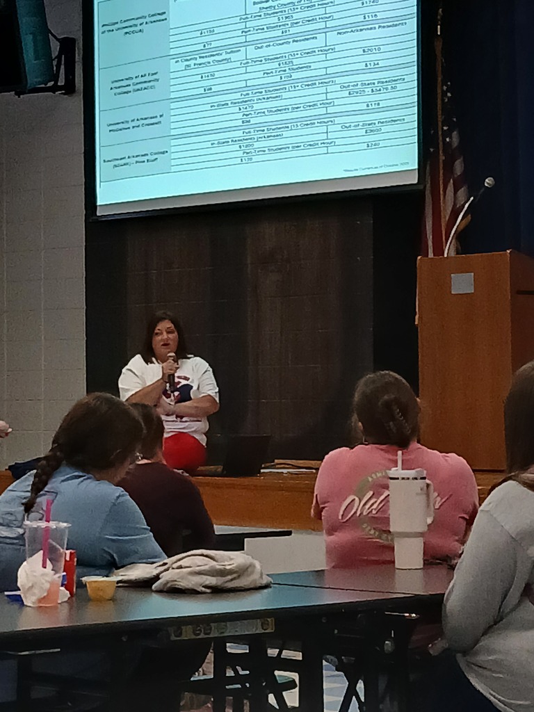 Mrs. Dunigan and Mrs. Bloesch from PCCUA came to visit to discuss career pathways in nursing and their PCCUA program with students.