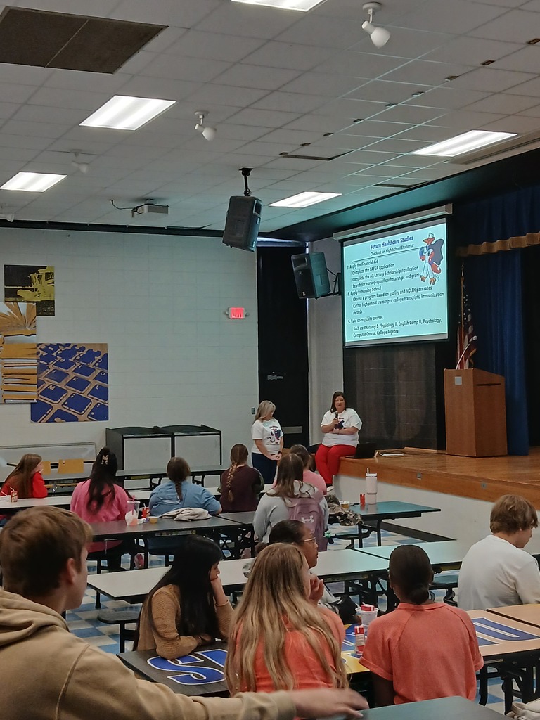 Mrs. Dunigan and Mrs. Bloesch from PCCUA came to visit to discuss career pathways in nursing and their PCCUA program with students.