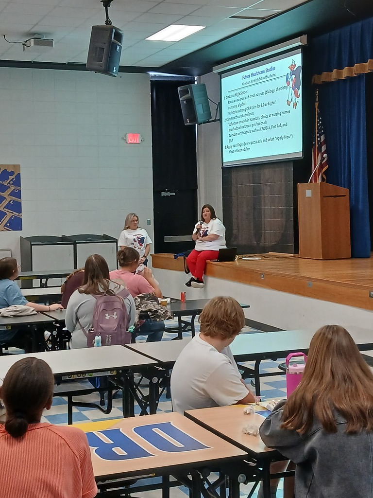 Mrs. Dunigan and Mrs. Bloesch from PCCUA came to visit to discuss career pathways in nursing and their PCCUA program with students.