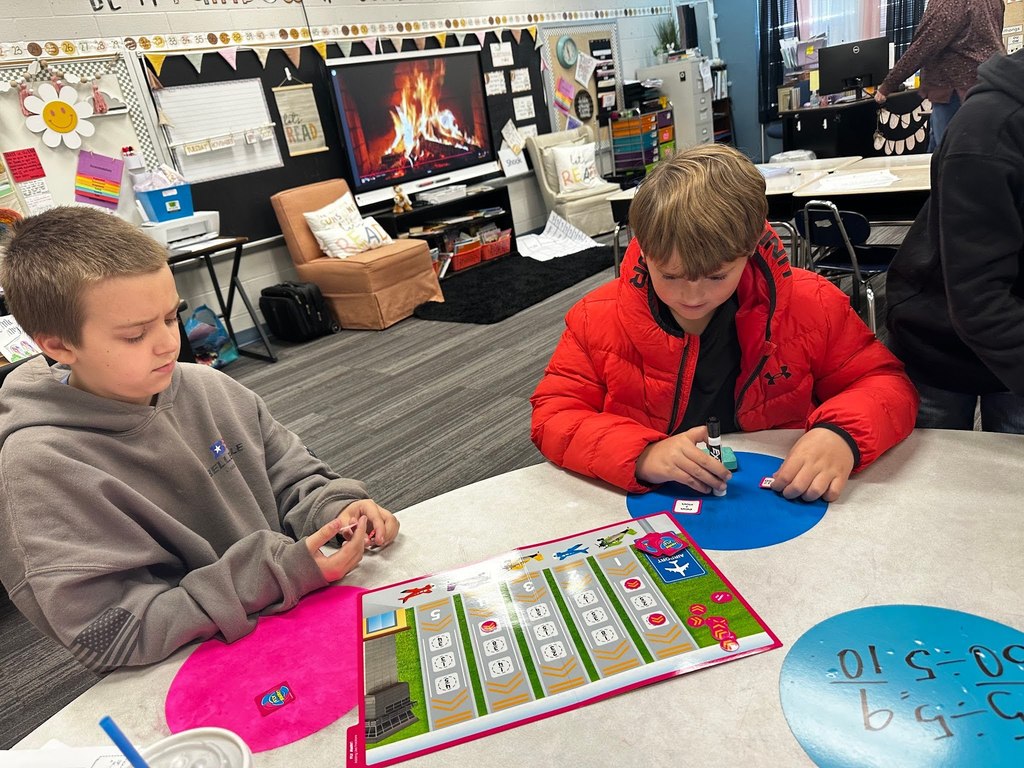 students using math manipulatives