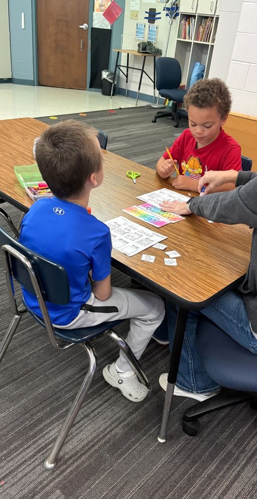 students using math manipulatives