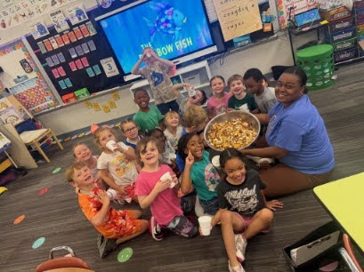 Ms Leslies class making a kindness salad