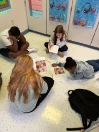 5th grade literacy students doing group work