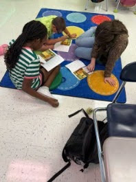 5th grade literacy students doing group work