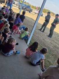 Pre K students with AGFC Game Wardens