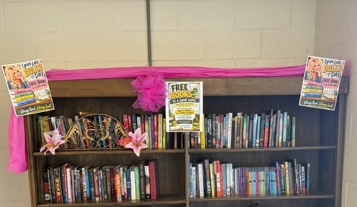 "Give Like Dolly" Free Bookshelf