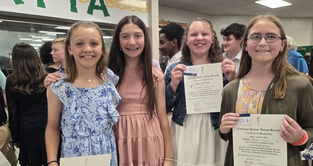 Students are inducted into the NJHS.