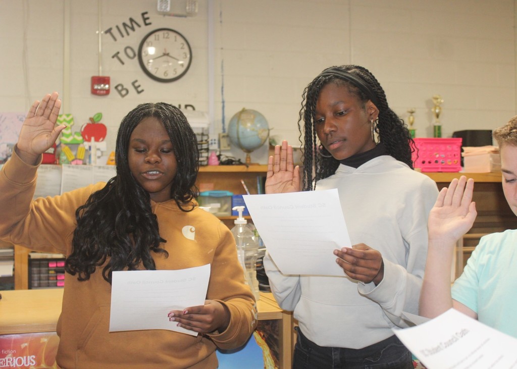 Student Council delegates swear in.