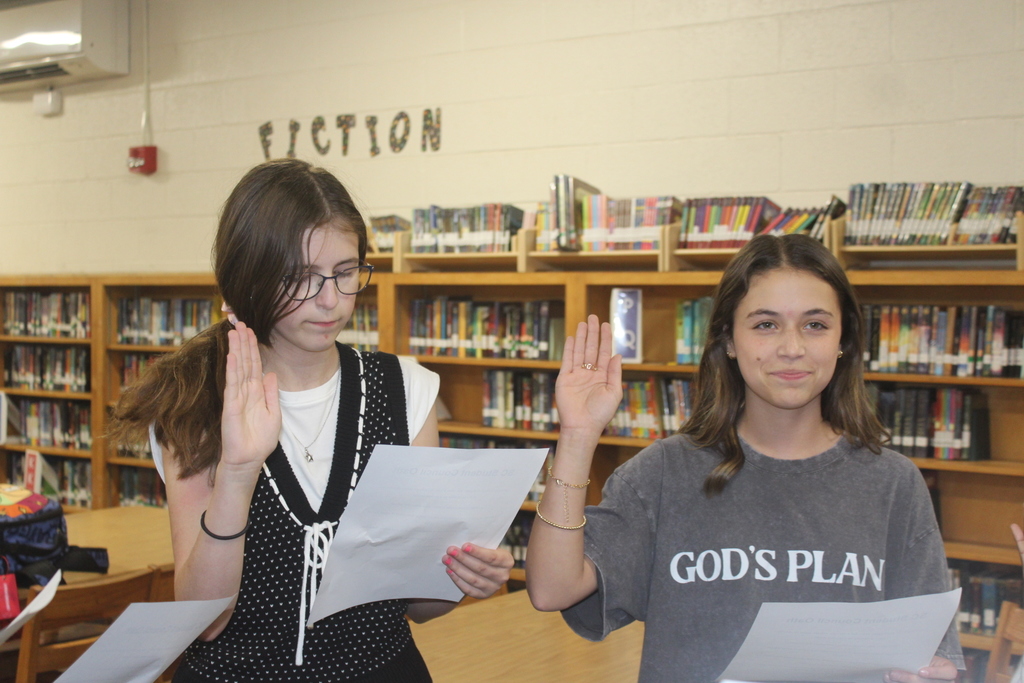 Student Council delegates swear in.