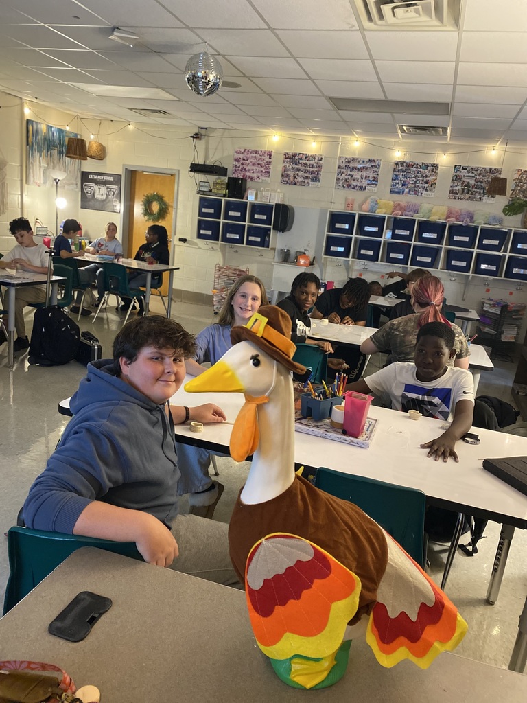 Gooseta overseeing the pottery