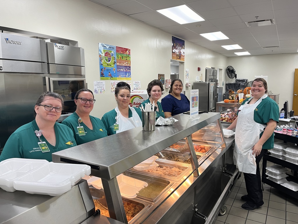Latta Elementary Cafeteria Staff