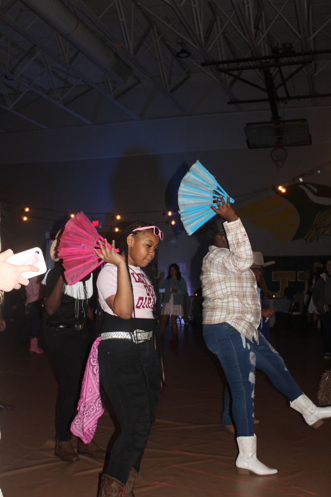 Head Over Boots Dance