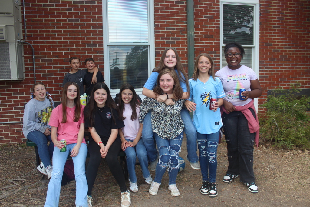 Students receive  quarter 3 PBIS rewards (extra break, pizza, and a drink).