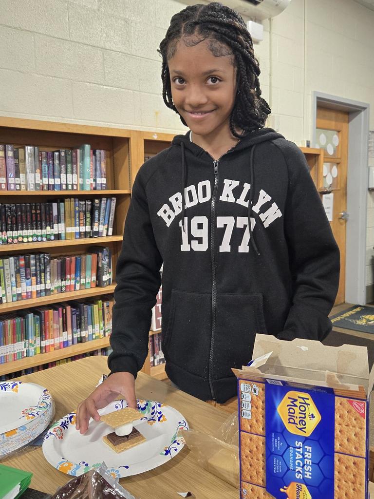 Students teach how to make s'mores in ProTeam.