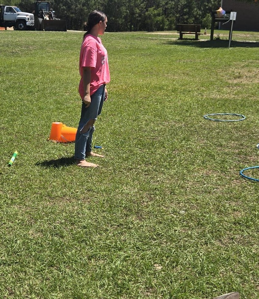 ProTeam students run LES field day stations!