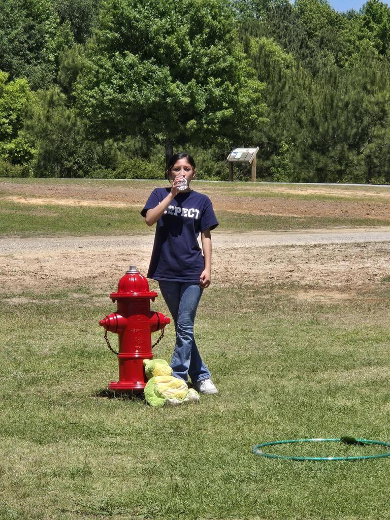 ProTeam students run LES field day stations!